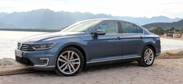 Volkswagen-Passat-GTE-